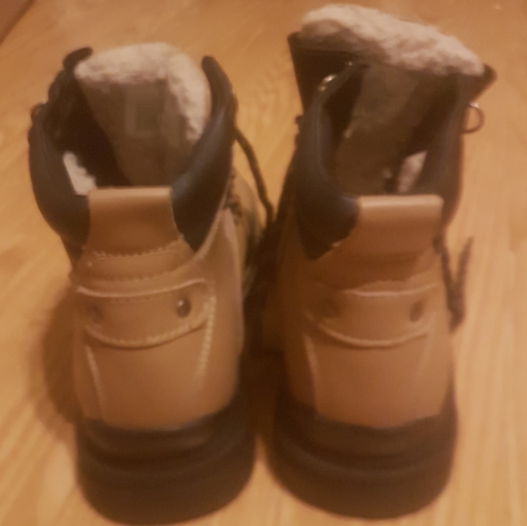 👢 Nevada "Maggie" Brown Leather Ankle-High Hiking Boots - Picture 4 of 8